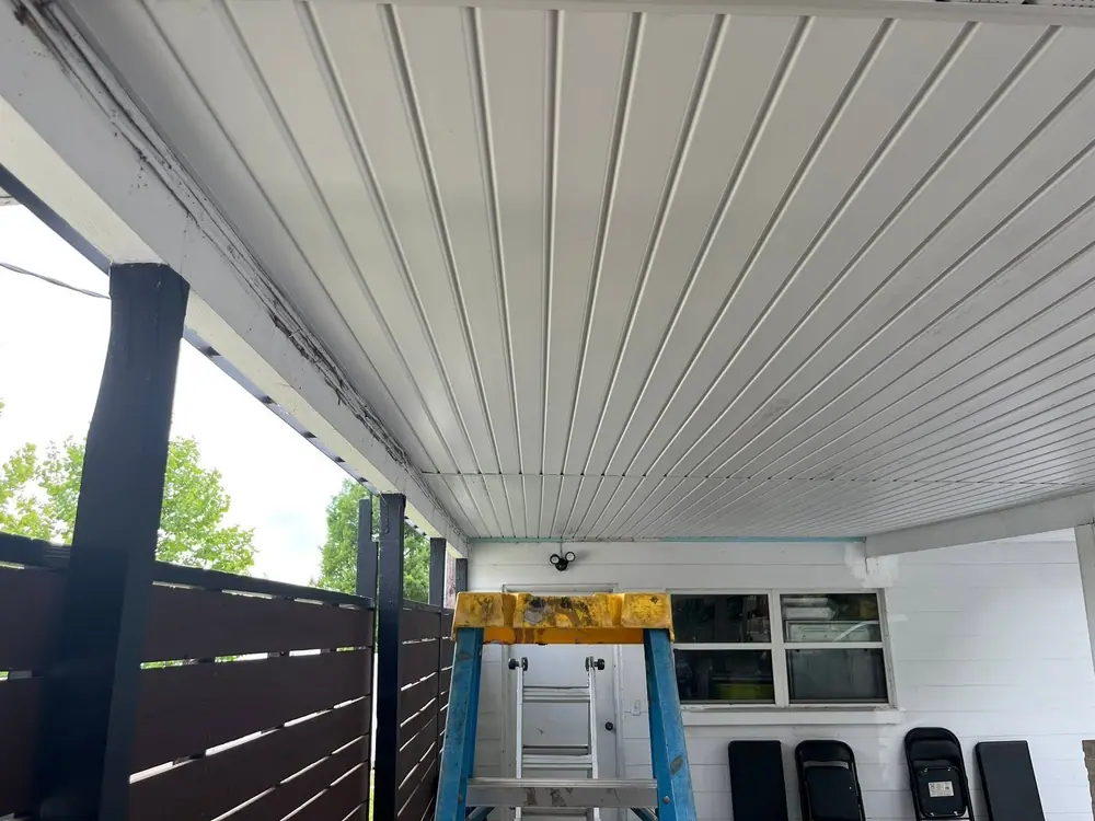 Aluminum soffit ceiling on a covered patio